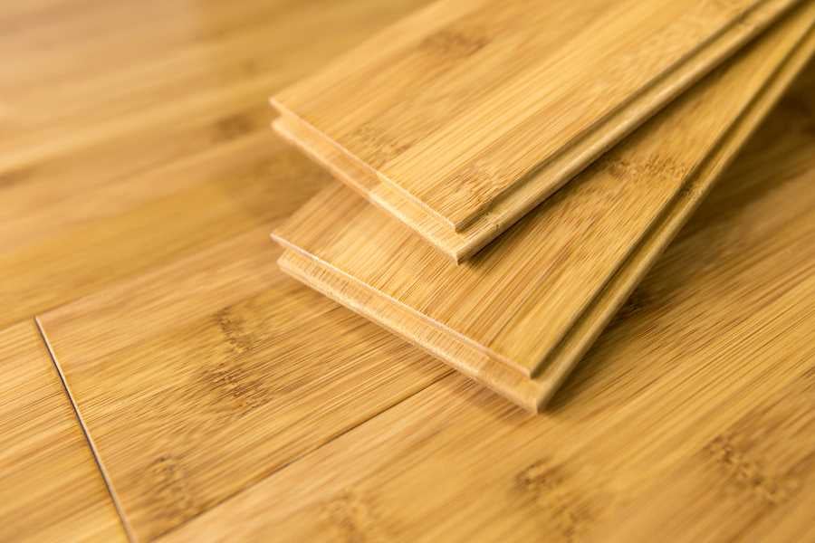 How do we choose between Bamboo Plywood or Wood Plywood for Furniture?